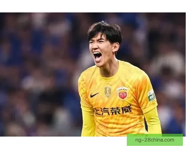 亚冠本轮精英评分颜骏凌第四